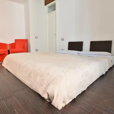 Izzhome Dsign * Cagliari