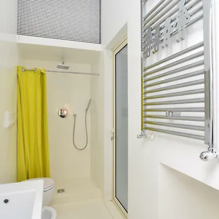 Izzhome Dsign * Cagliari