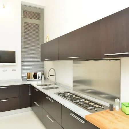 Izzhome Dsign Κάλιαρι